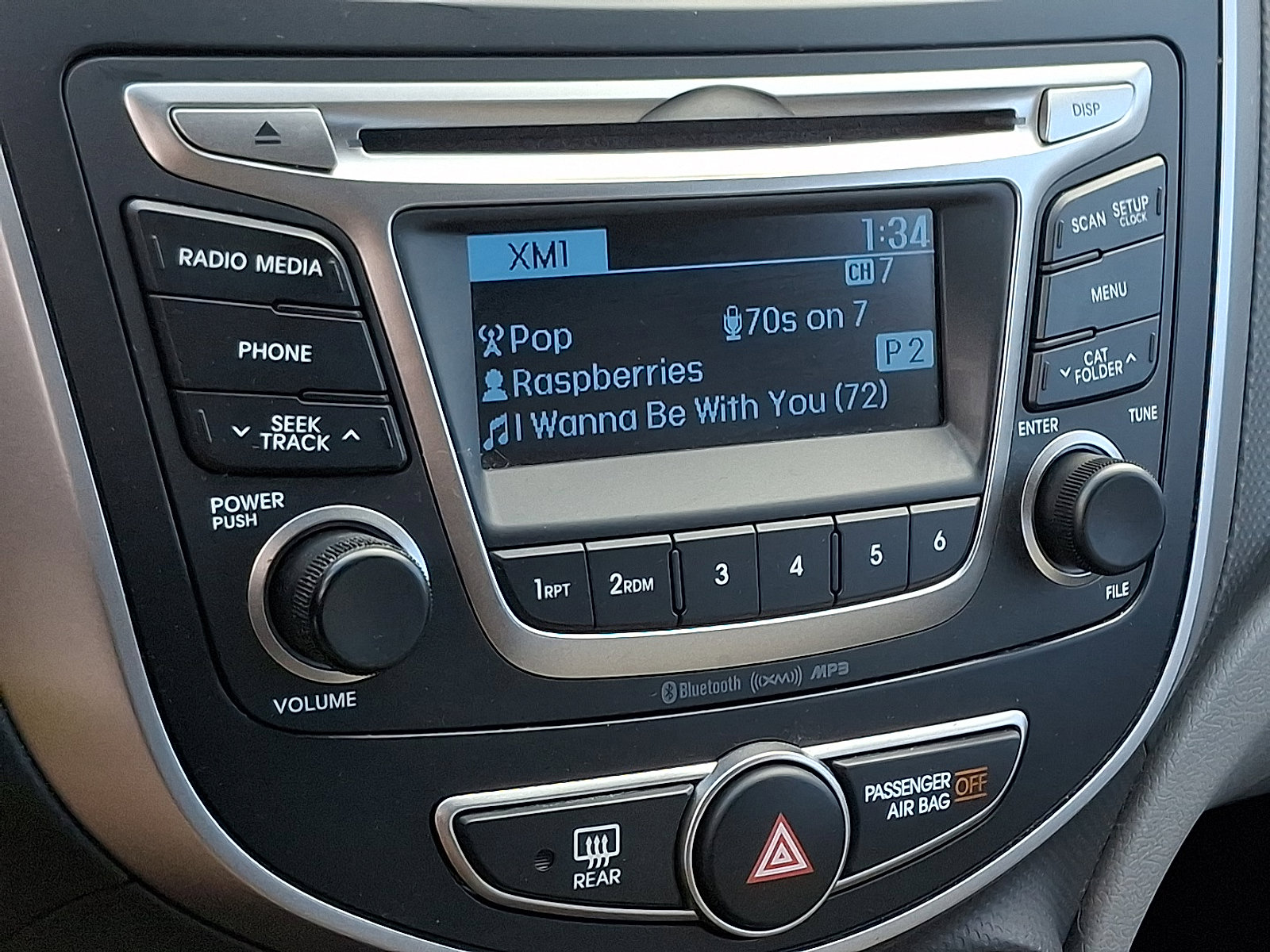 Used 2015 Hyundai Accent GLS w/ Option Group 02 image 18