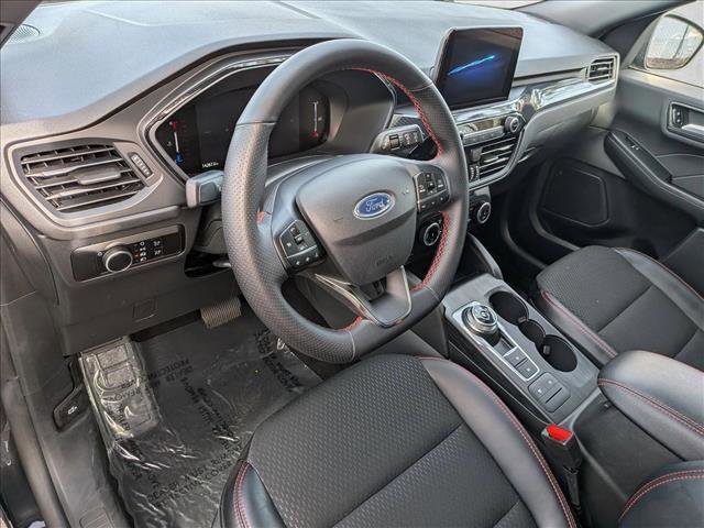 Used 2025 Ford Escape ST-Line image 10