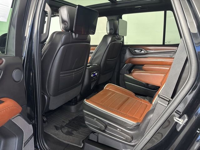 Used 2023 GMC Yukon Denali Ultimate AWD/4WD image 15