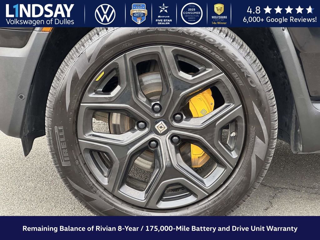 Used 2022 Rivian R1T Launch Edition image 8