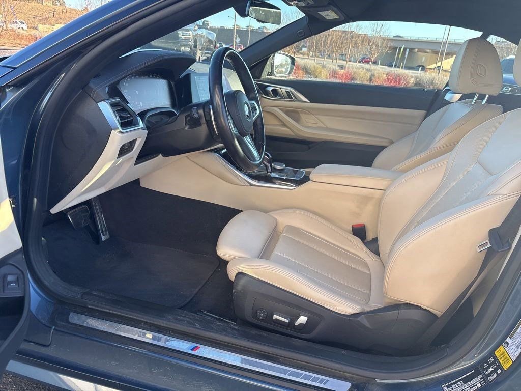 Used 2023 BMW 440i xDrive Convertible w/ Premium Package image 11