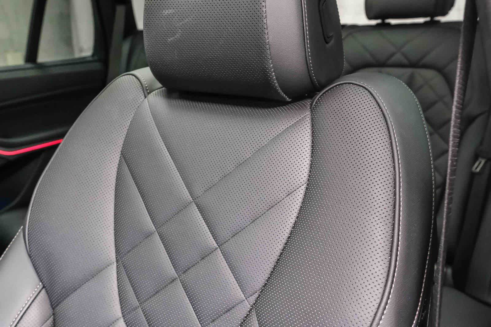 Used 2025 BMW X5 sDrive40i w/ Executive Package RWD image 26