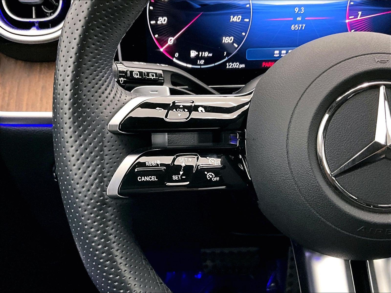 Certified 2025 Mercedes-Benz GLC 300 4MATIC w/ AMG Line image 21