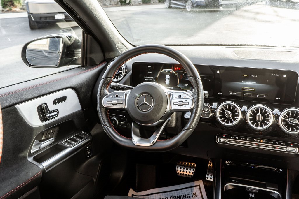 Used 2022 Mercedes-Benz GLA 35 AMG 4MATIC image 12