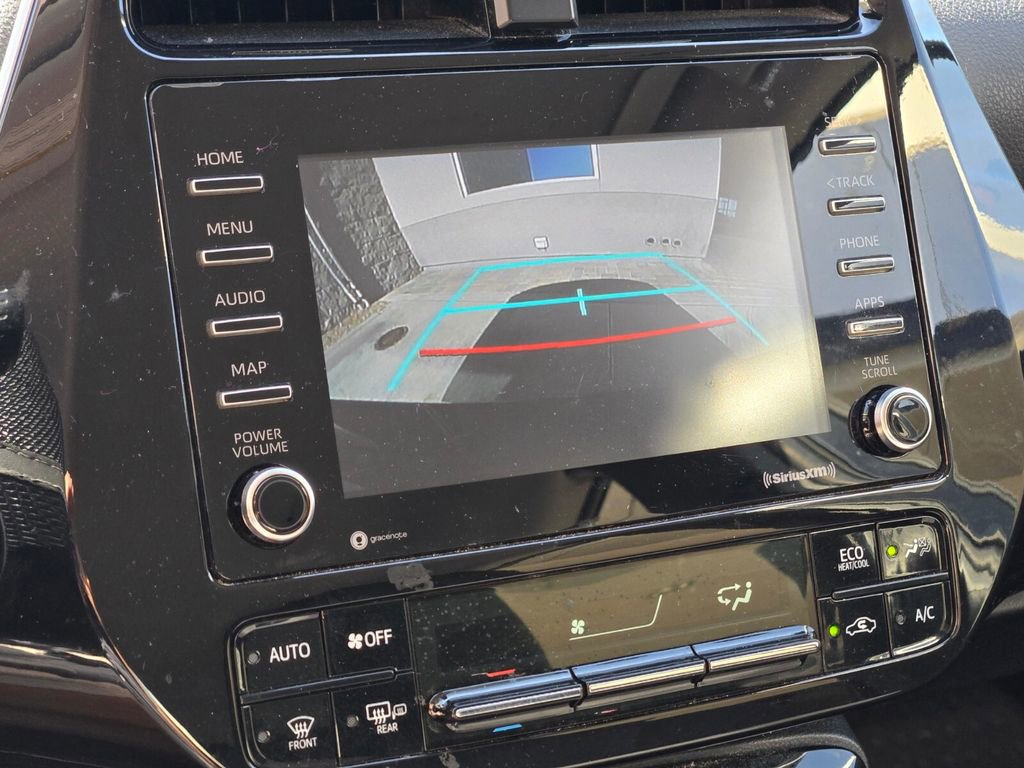 Used 2021 Toyota Prius LE FWD image 9