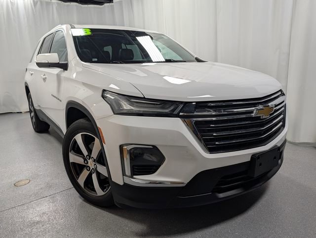 Certified 2023 Chevrolet Traverse LT w/ LT Premium Package AWD/4WD image 2