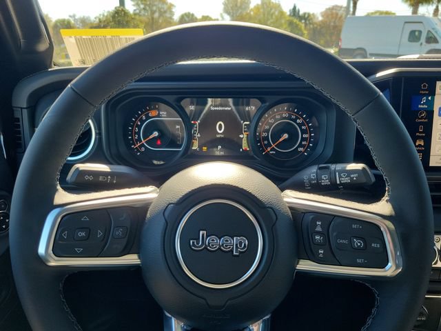 New 2026 Jeep Wrangler Unlimited Sahara w/ Safety Group AWD/4WD image 16