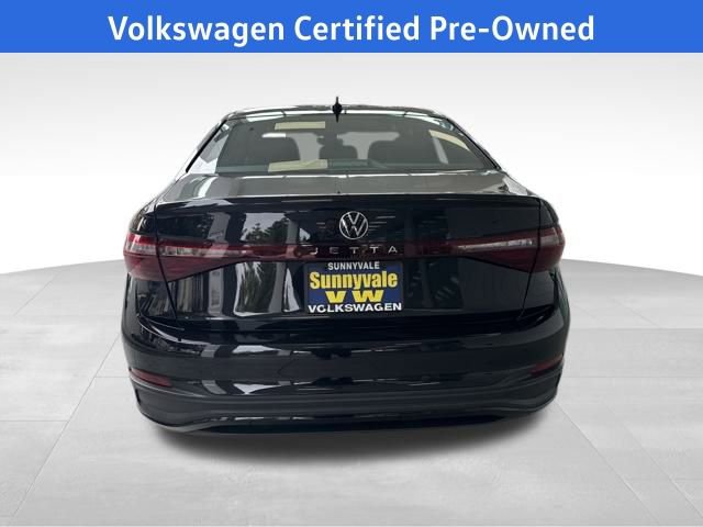Certified 2025 Volkswagen Jetta Sport image 5