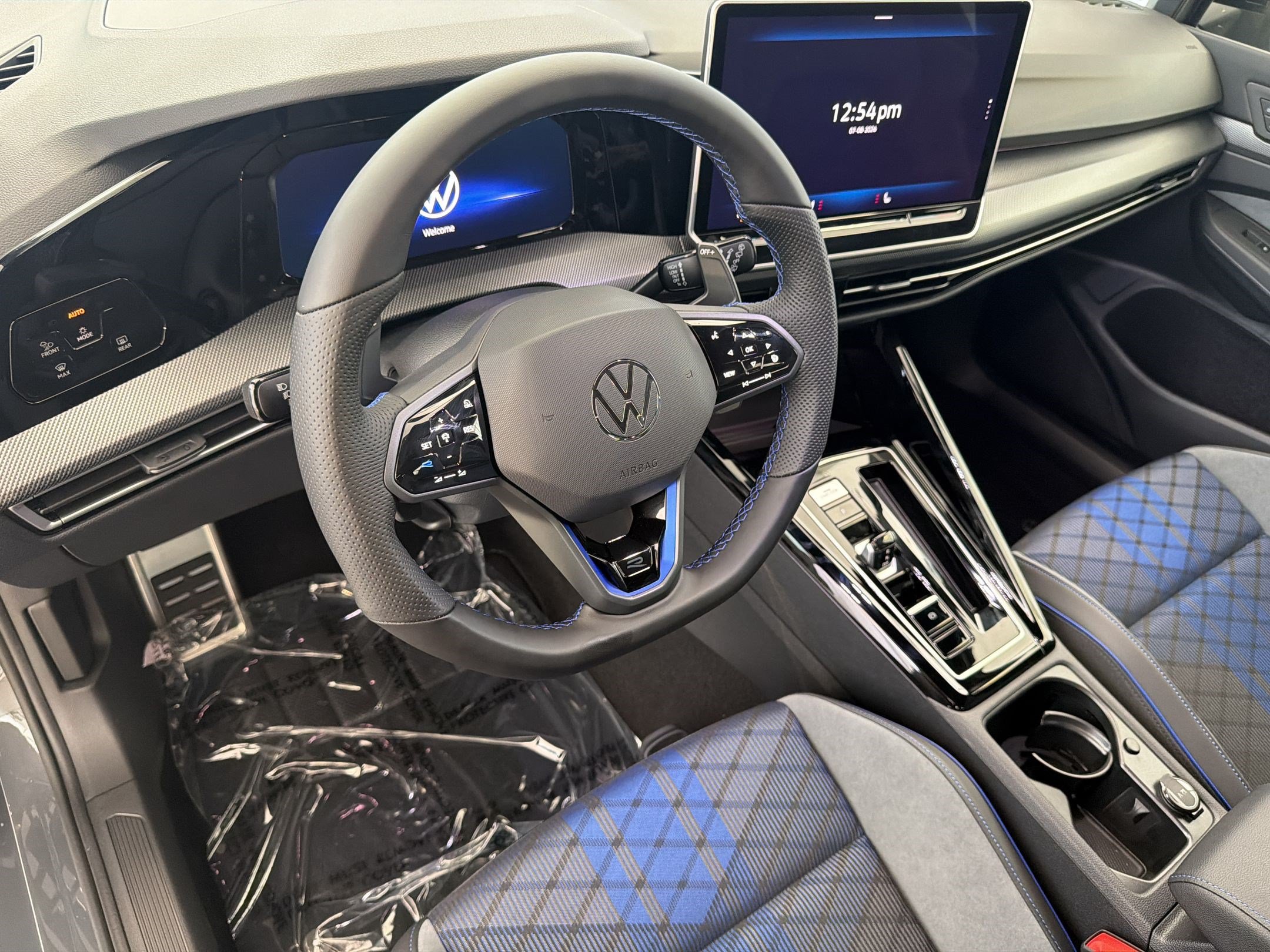 New 2026 Volkswagen Golf w/ Euro Style Package AWD/4WD image 4