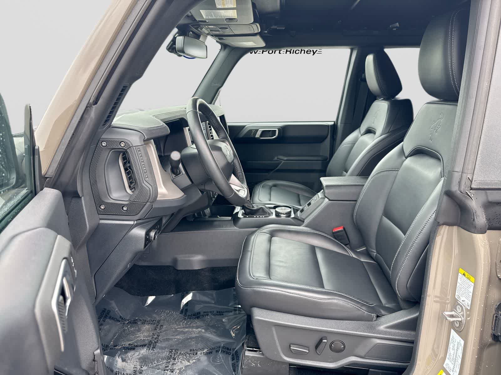Used 2025 Ford Bronco Outer Banks AWD/4WD image 23