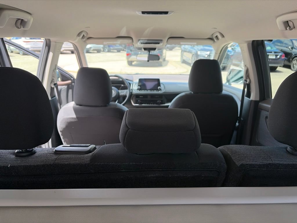 Used 2023 Nissan Rogue SV AWD/4WD image 14