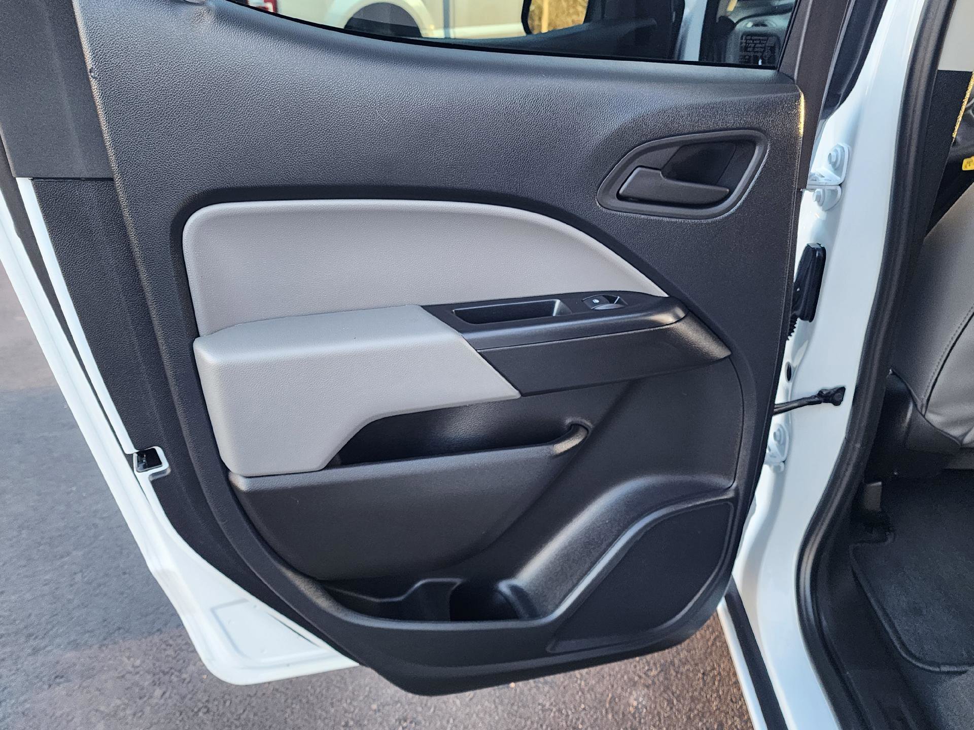 Used 2022 Chevrolet Colorado W/T w/ WT Convenience Package image 14