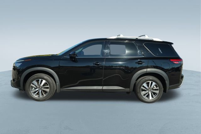 Used 2023 Nissan Pathfinder SL image 4