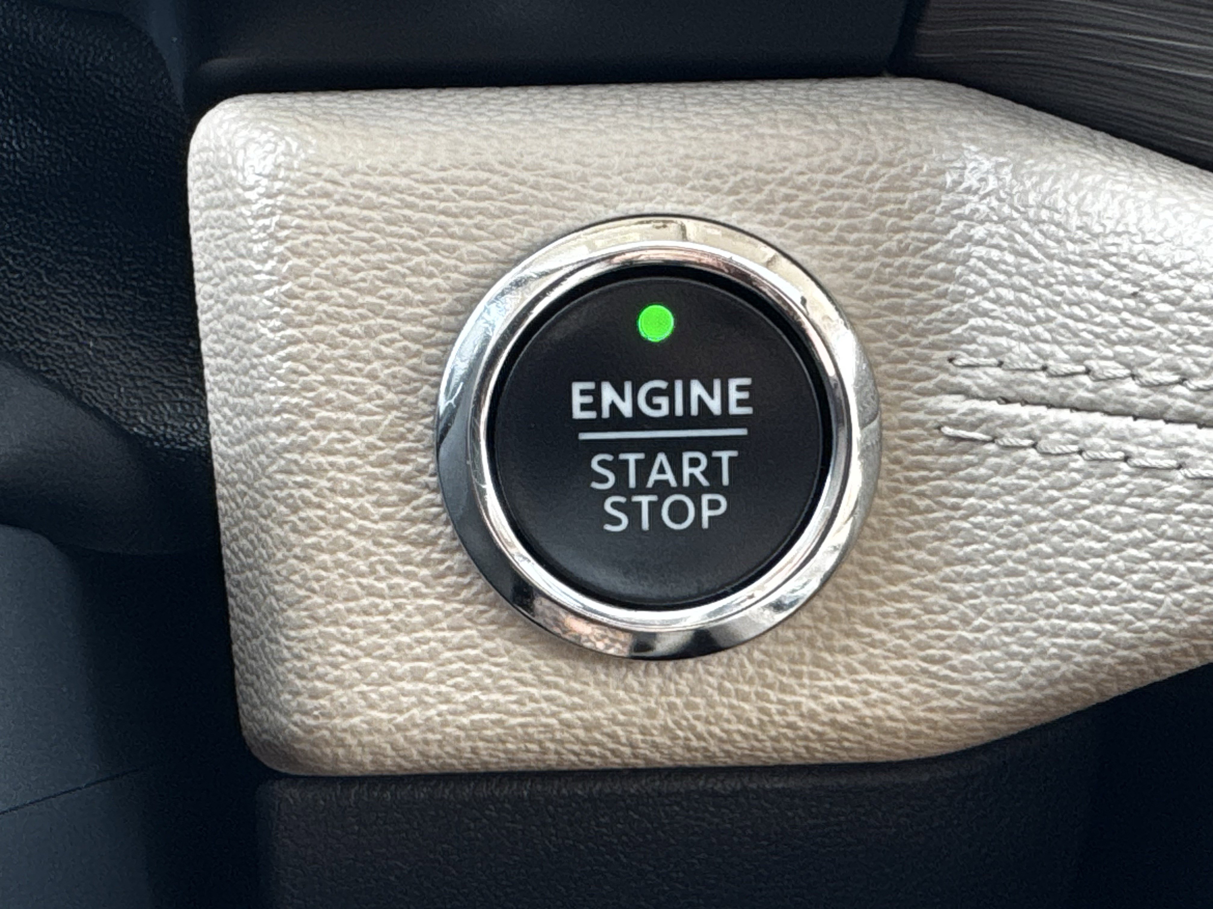 Used 2024 Ford Expedition Limited image 22