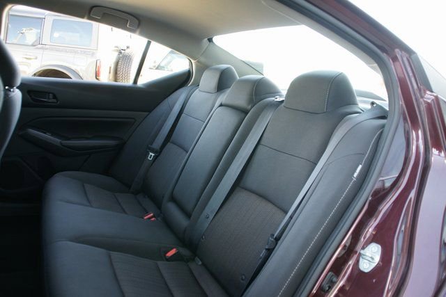 Used 2024 Nissan Altima 2.5 SV image 26