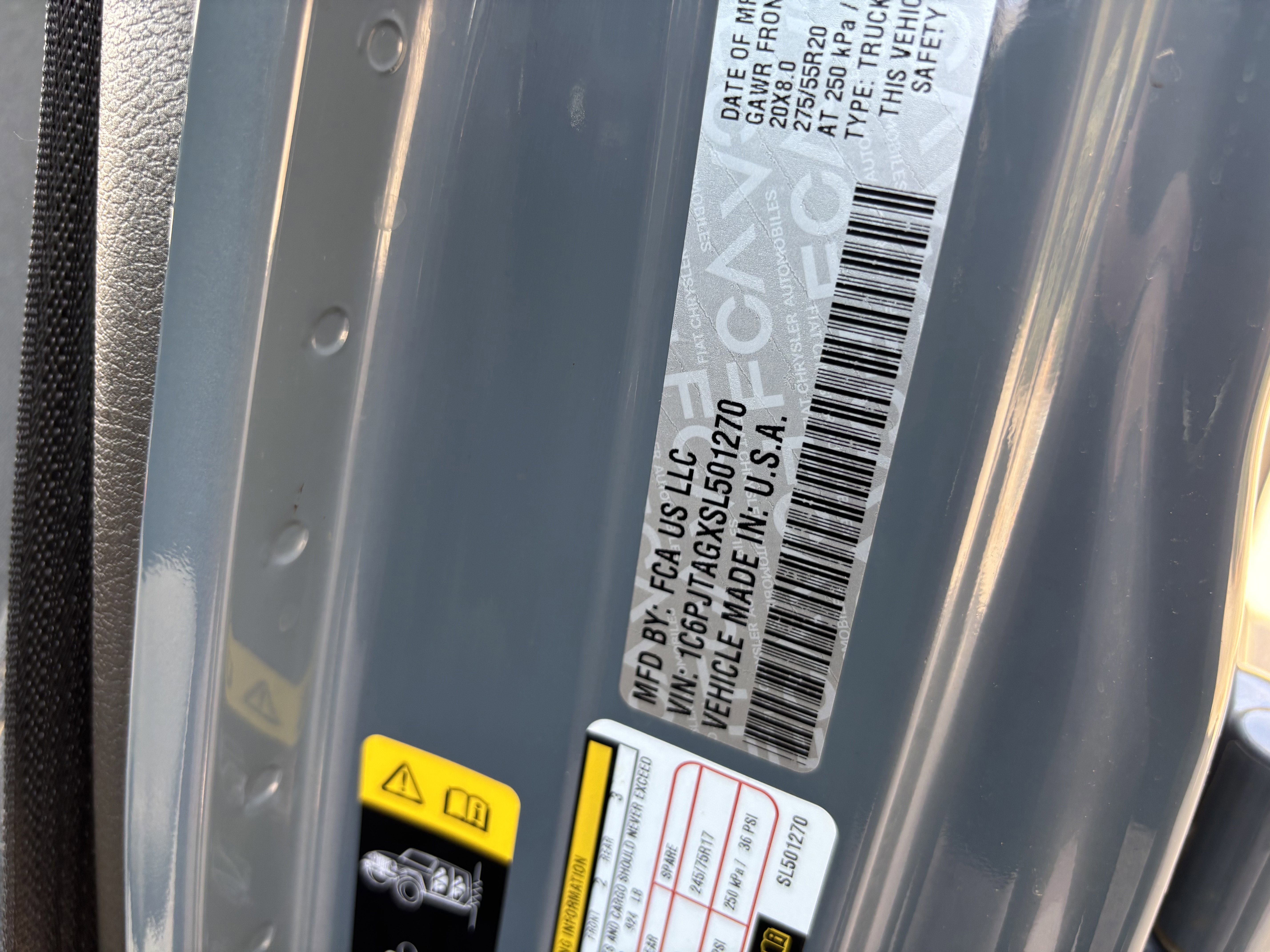 Used 2025 Jeep Gladiator Sport image 26