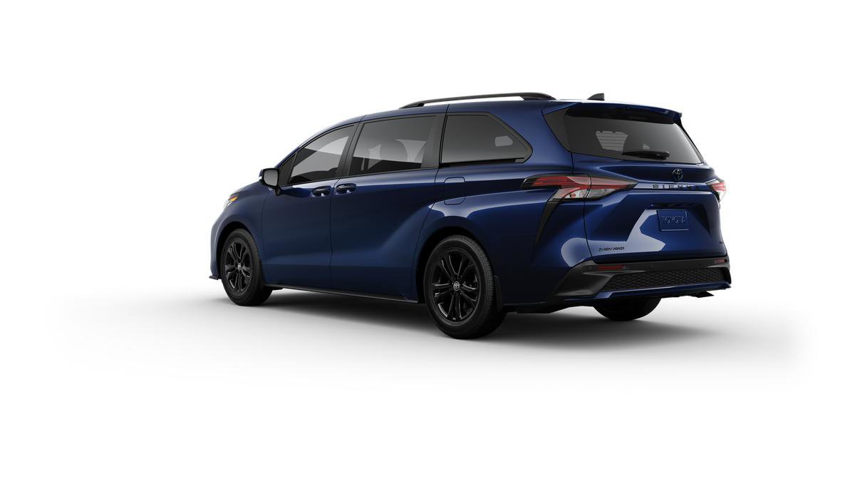 New 2025 Toyota Sienna XSE image 12