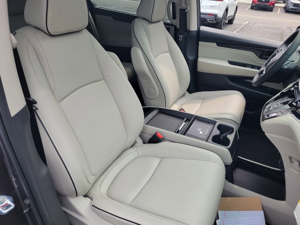 New 2026 Honda Odyssey Touring image 39