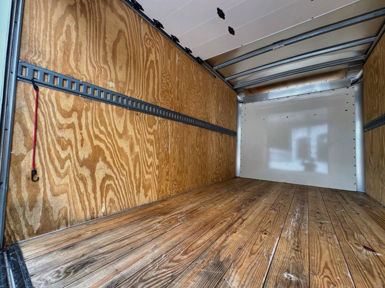 Used 2022 Mercedes-Benz Sprinter 4500 image 38