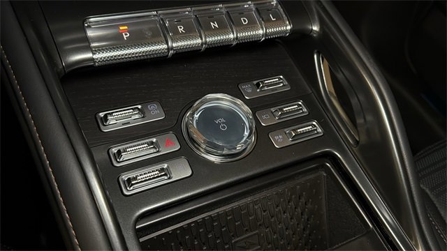 New 2026 Lincoln Nautilus Reserve image 25