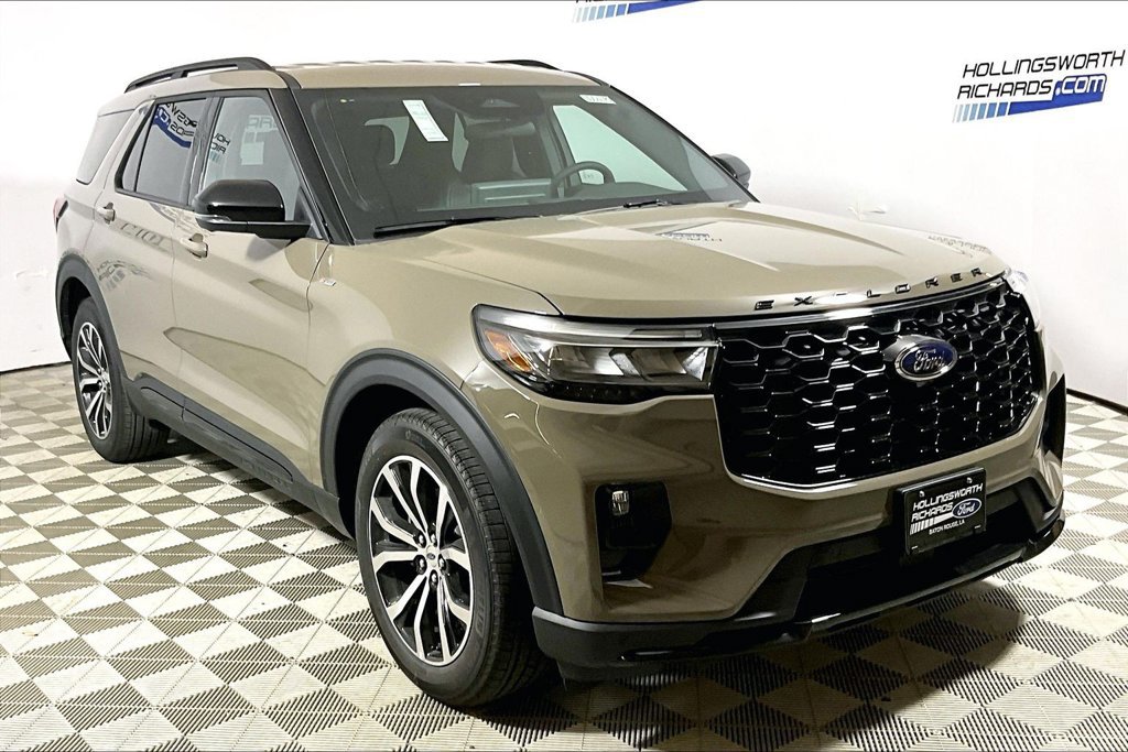 New 2026 Ford Explorer ST-Line RWD image 2