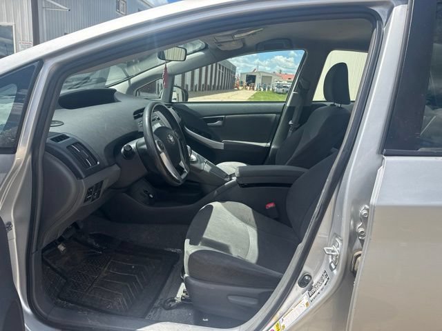 Used 2010 Toyota Prius Five FWD image 2