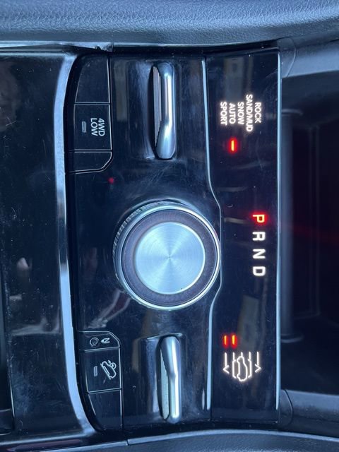 Used 2024 Jeep Grand Cherokee L Overland w/ Trailer Tow Package image 31