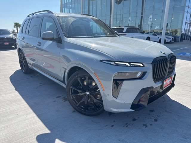 New 2026 BMW X7 xDrive40i w/ M Sport Package