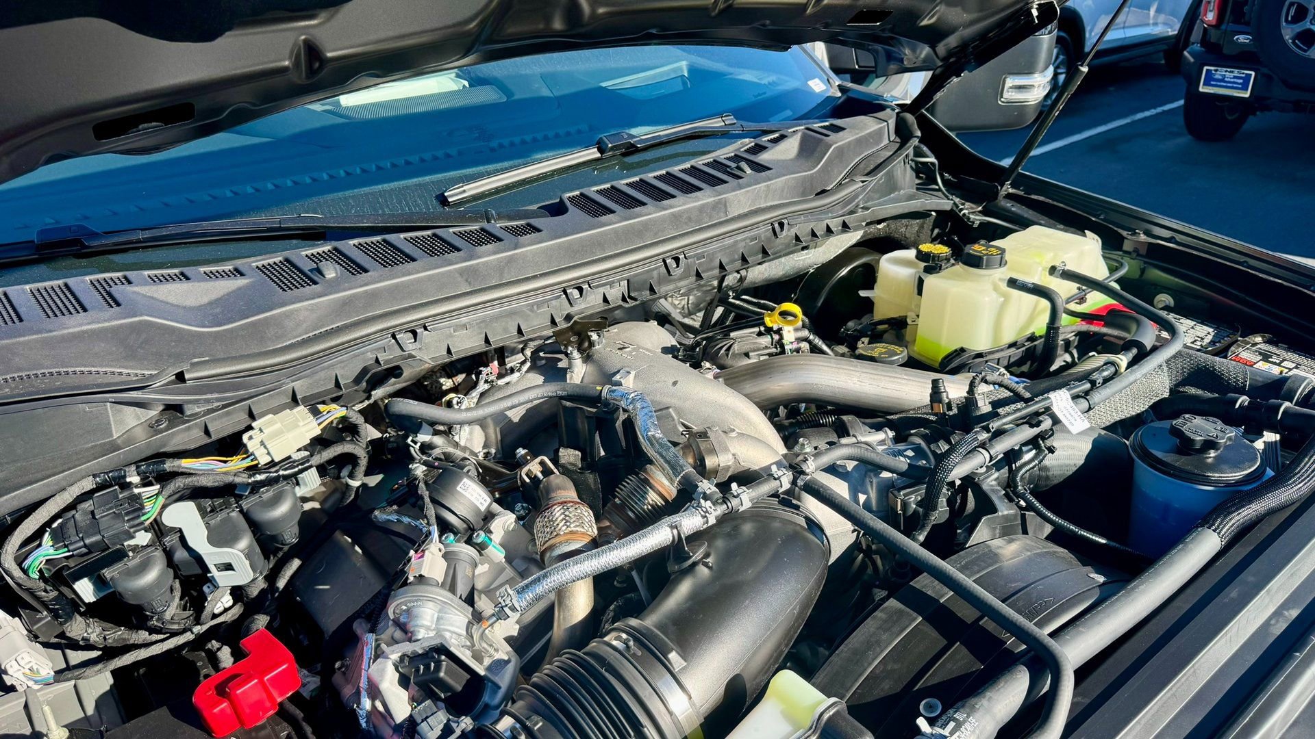 New 2026 Ford F250 Platinum w/ FX4 Off-Road Package image 21