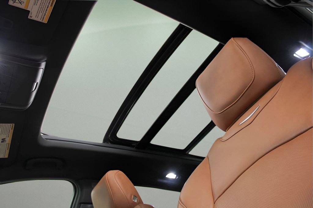 Used 2019 Cadillac XT4 Premium Luxury FWD image 41