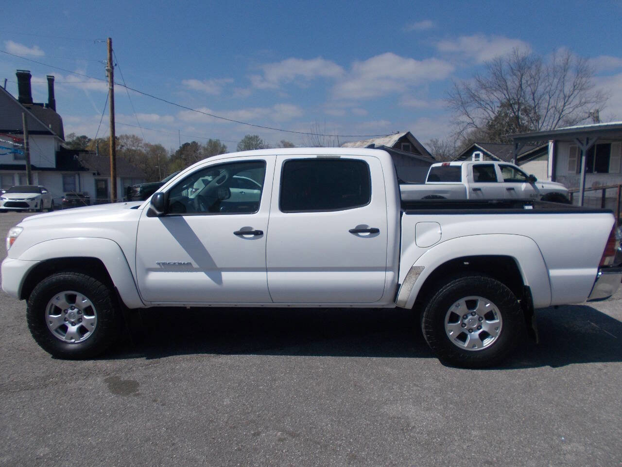 Used 2015 Toyota Tacoma 4x4 Double Cab w/ SR5 Package image 20