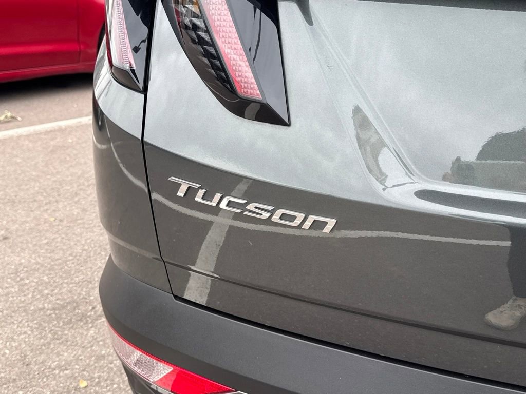 Certified 2024 Hyundai Tucson Limited image 17