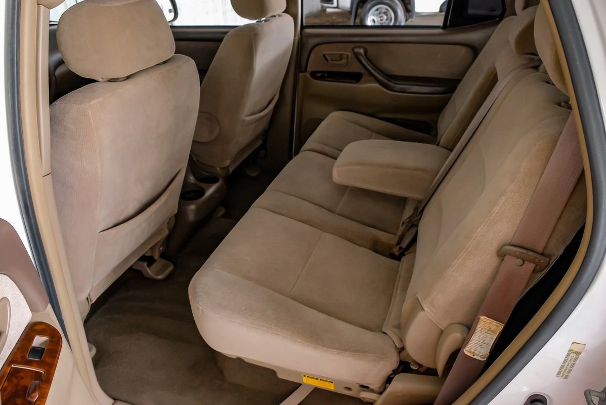 Used 2004 Toyota Sequoia SR5 image 36