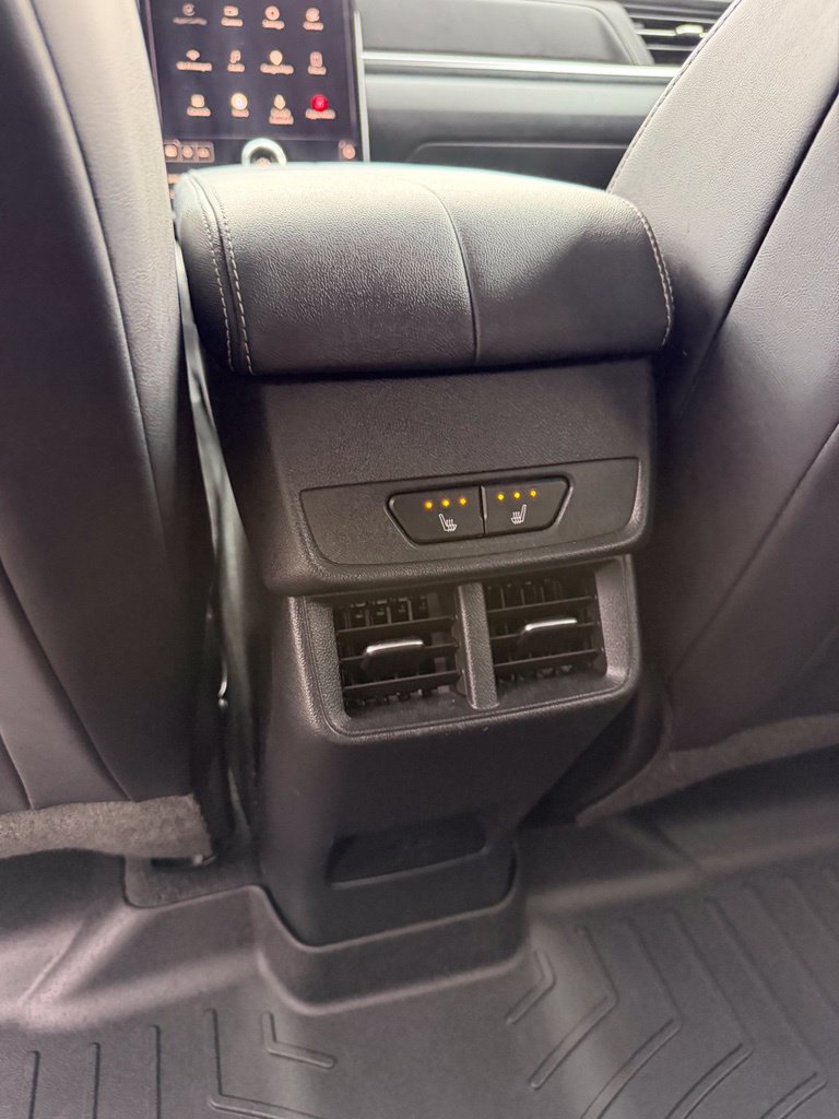 Used 2026 GMC Terrain Denali AWD/4WD image 9