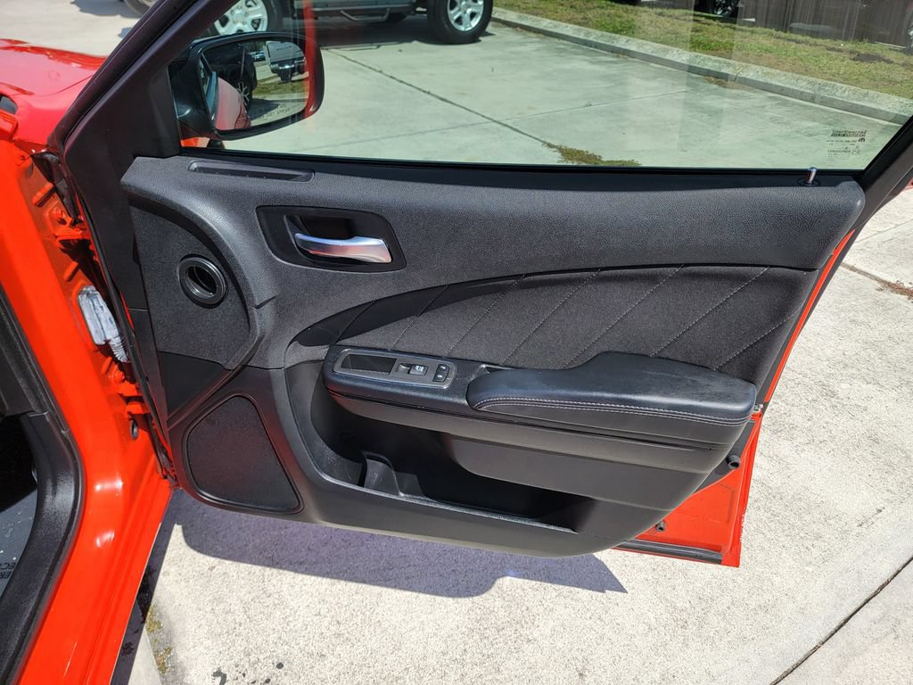 Used 2021 Dodge Charger SXT w/ Blacktop Package RWD image 12
