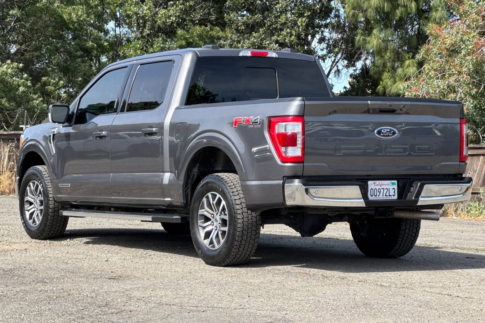 Certified 2022 Ford F150 Lariat w/ Equipment Group 501A Mid AWD/4WD image 6