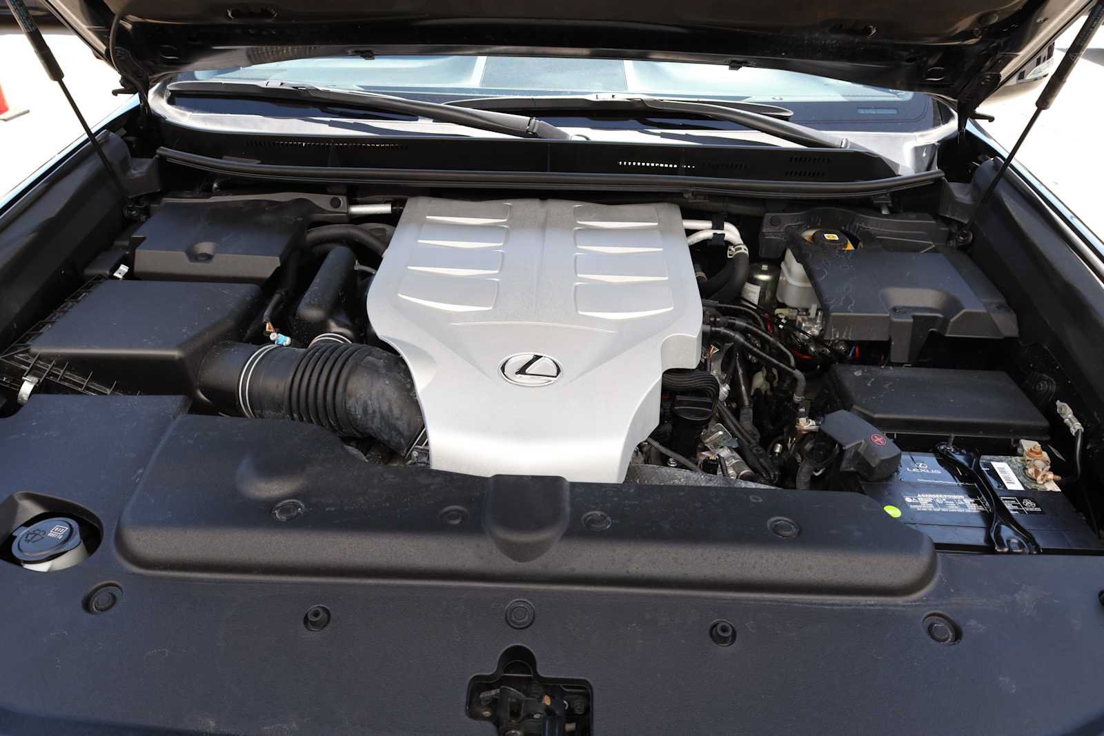 Used 2022 Lexus GX 460 w/ Black Line Special Edition AWD/4WD image 52