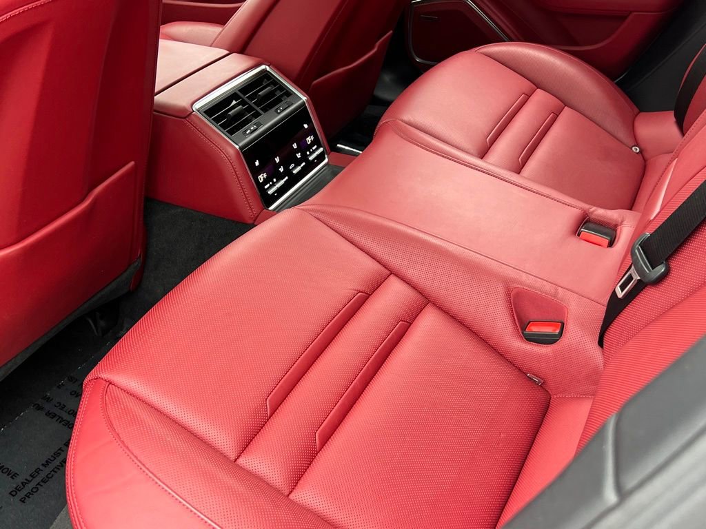 Used 2023 Porsche Panamera 4 Platinum Edition w/ Assistance Package image 20