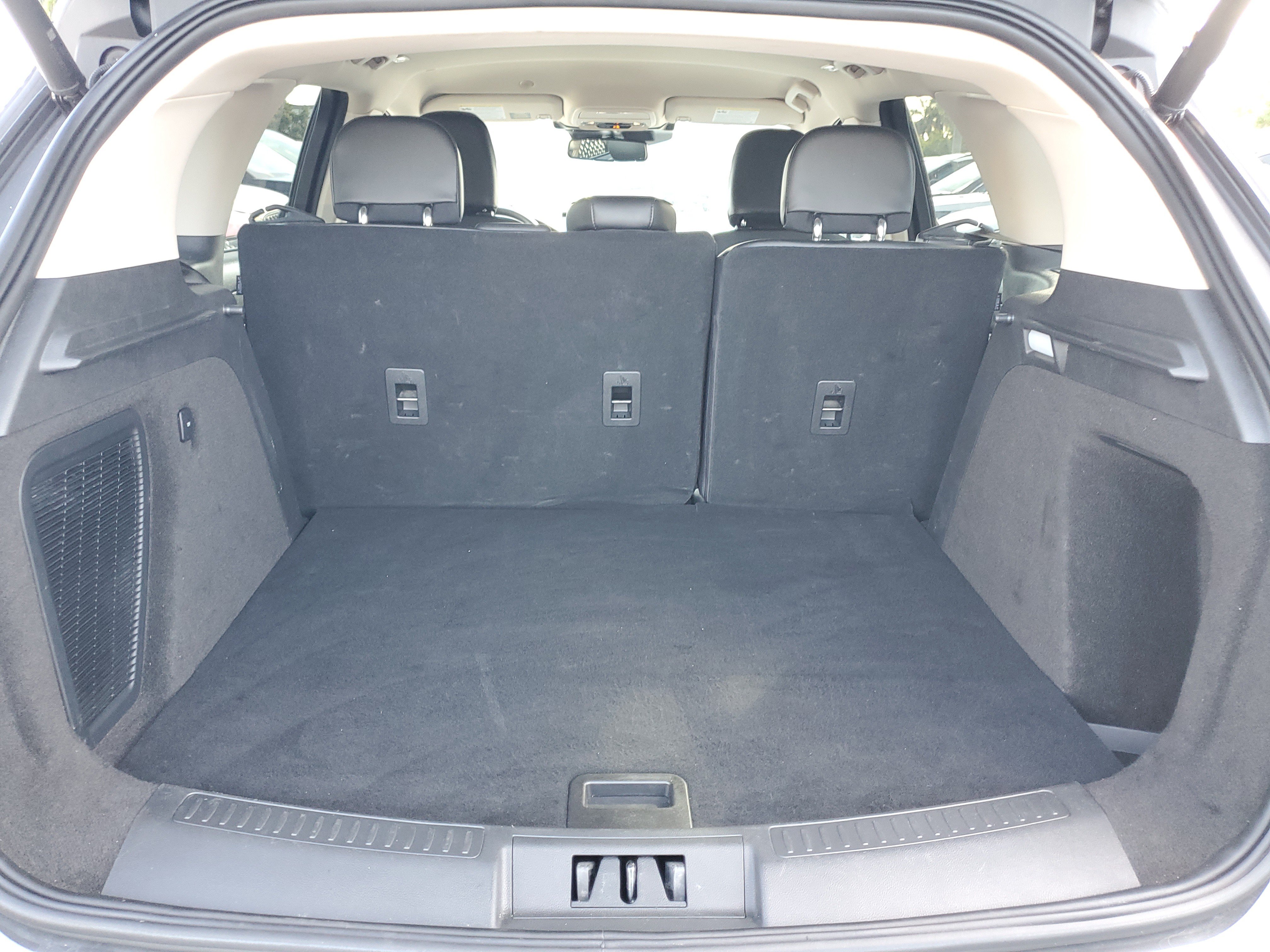 Certified 2024 Lincoln Corsair FWD image 8
