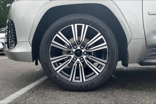 New 2026 Lexus LX 600 4WD w/ Accessory Package (2T) image 12