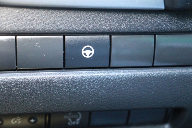 Used 2023 Nissan Rogue SV image 24