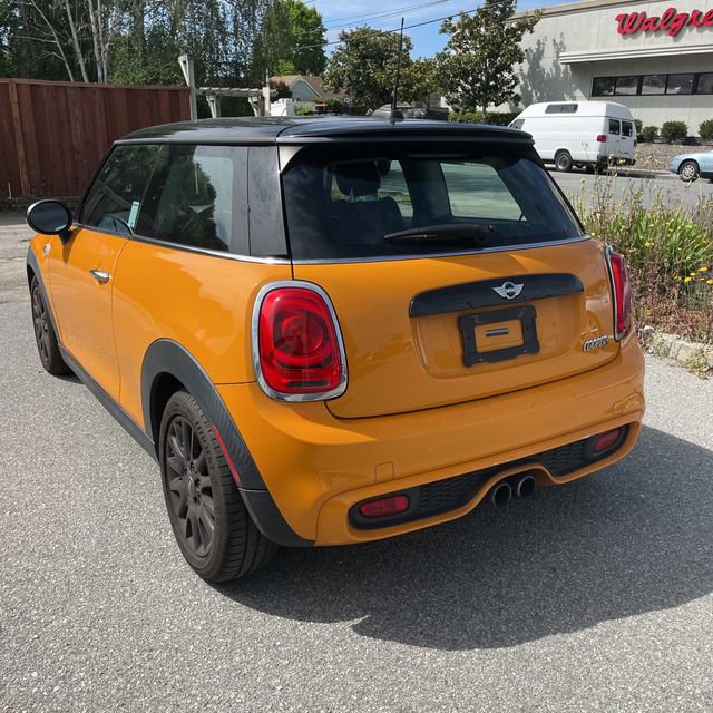 Used 2014 MINI Cooper S FWD image 2