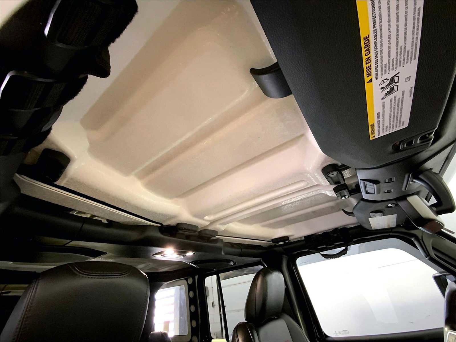 Used 2020 Jeep Wrangler Unlimited Rubicon w/ Dual Top Group image 20