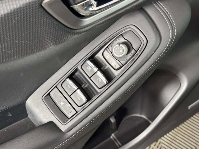 Certified 2023 Subaru Forester Touring AWD/4WD image 18