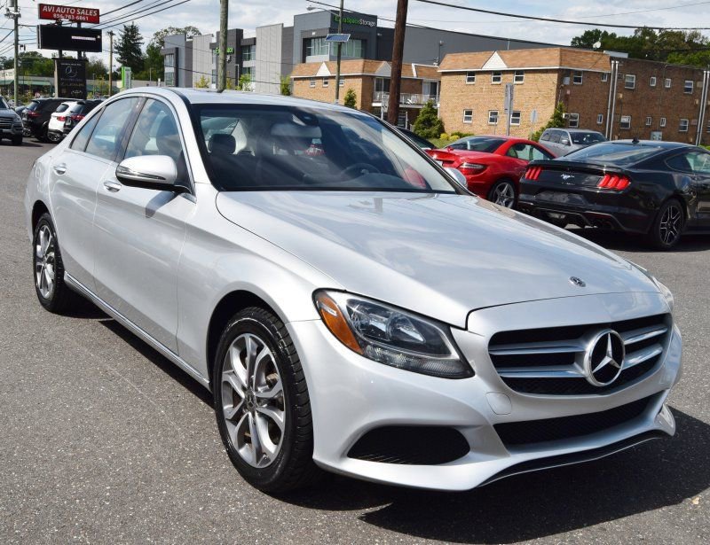 Used 2018 Mercedes-Benz C 300 4MATIC Sedan image 12