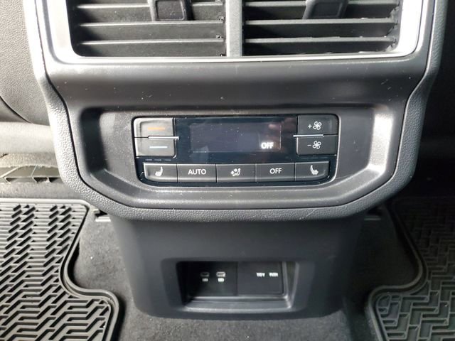 Certified 2025 Volkswagen Atlas SEL Premium R-Line image 12