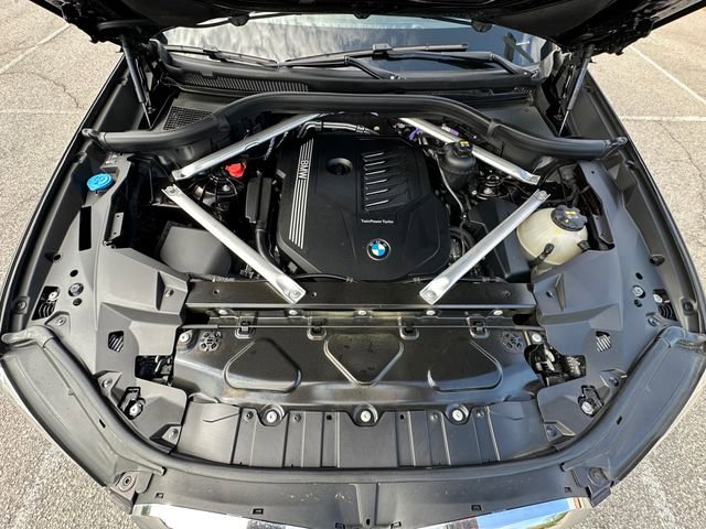 Used 2022 BMW X5 xDrive40i w/ Premium Package AWD/4WD image 31