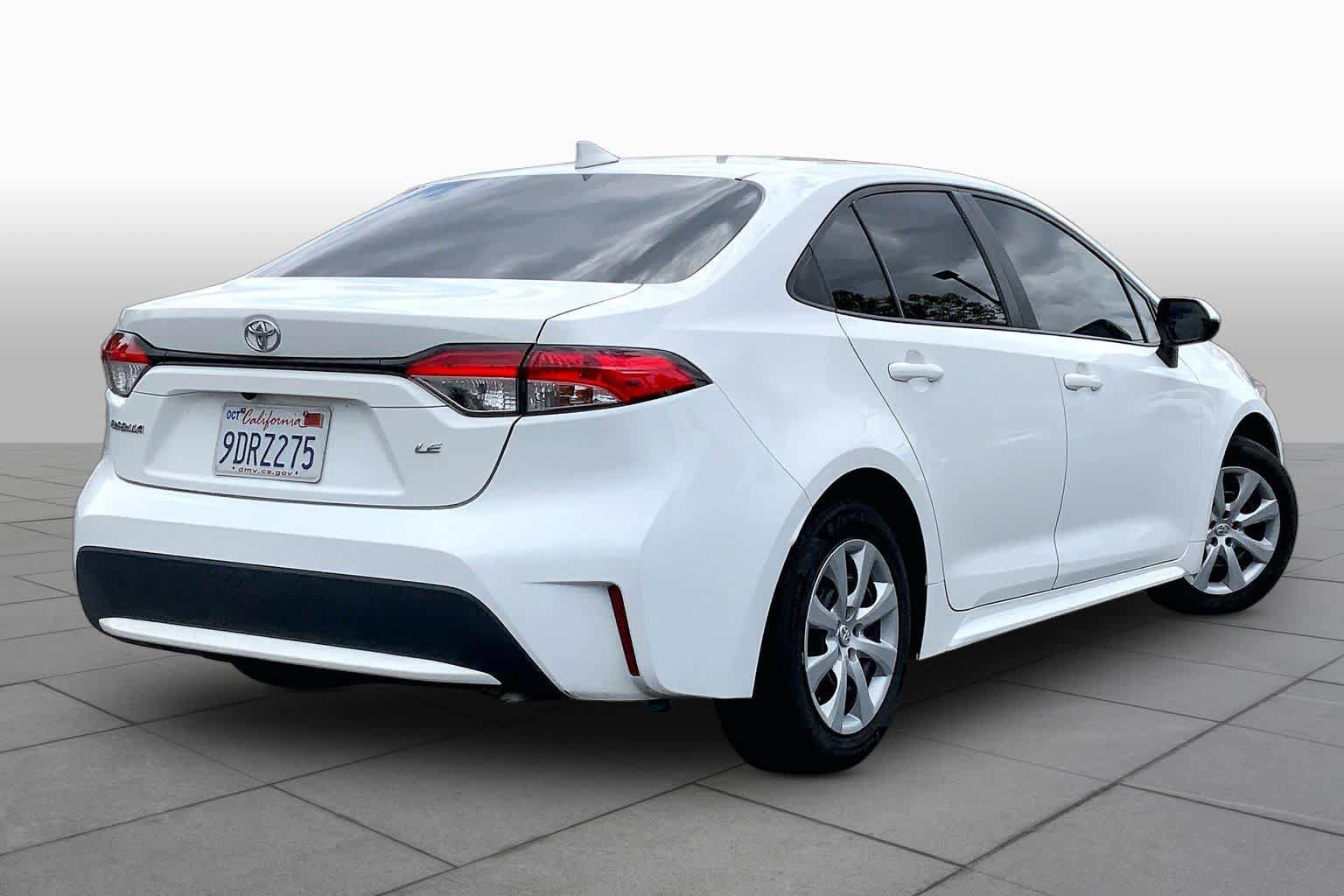 Used 2021 Toyota Corolla LE FWD image 12