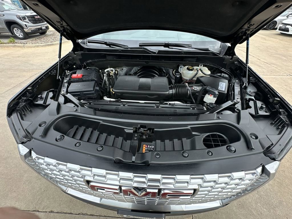 Certified 2021 GMC Yukon Denali w/ Denali Ultimate Package image 32