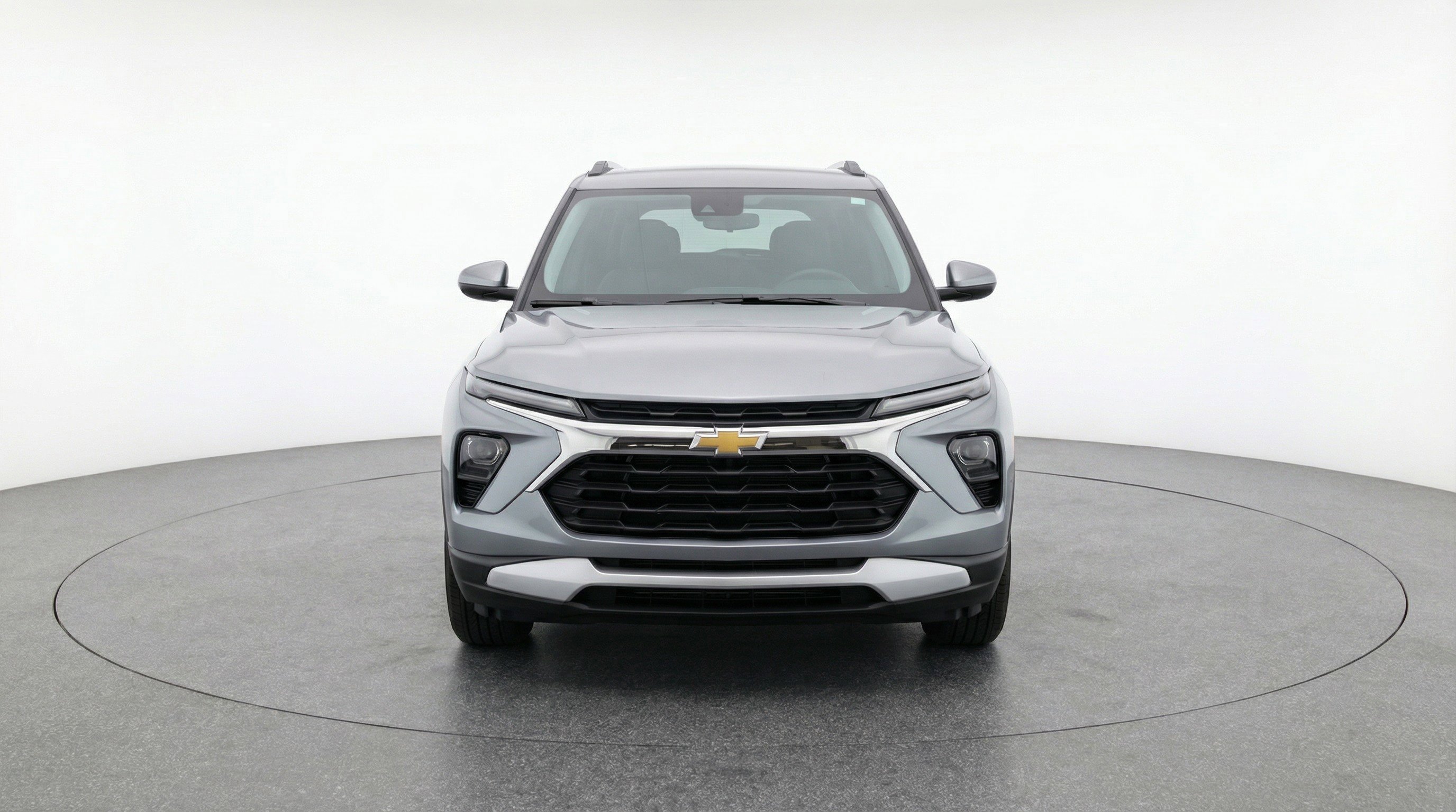 Used 2025 Chevrolet TrailBlazer LT FWD image 2